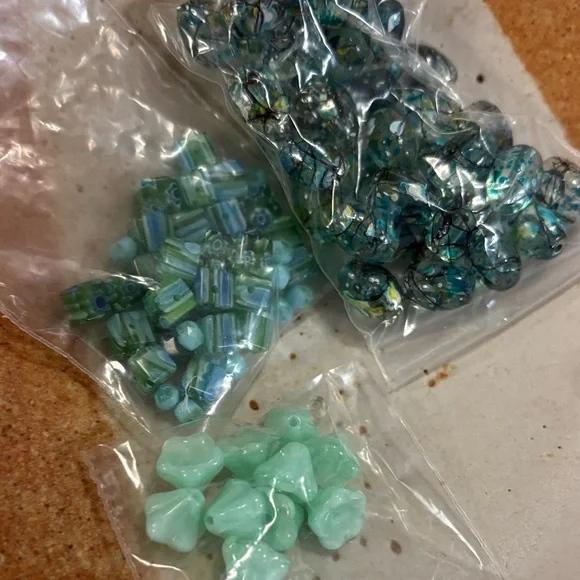 Assorted Blue and Turquoise Beads - Picture 8 of 11